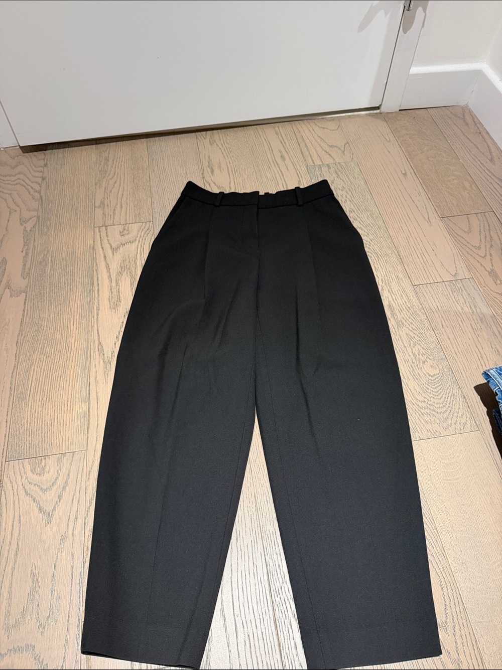 Aritzia Black Tailored High-Rise Trousers